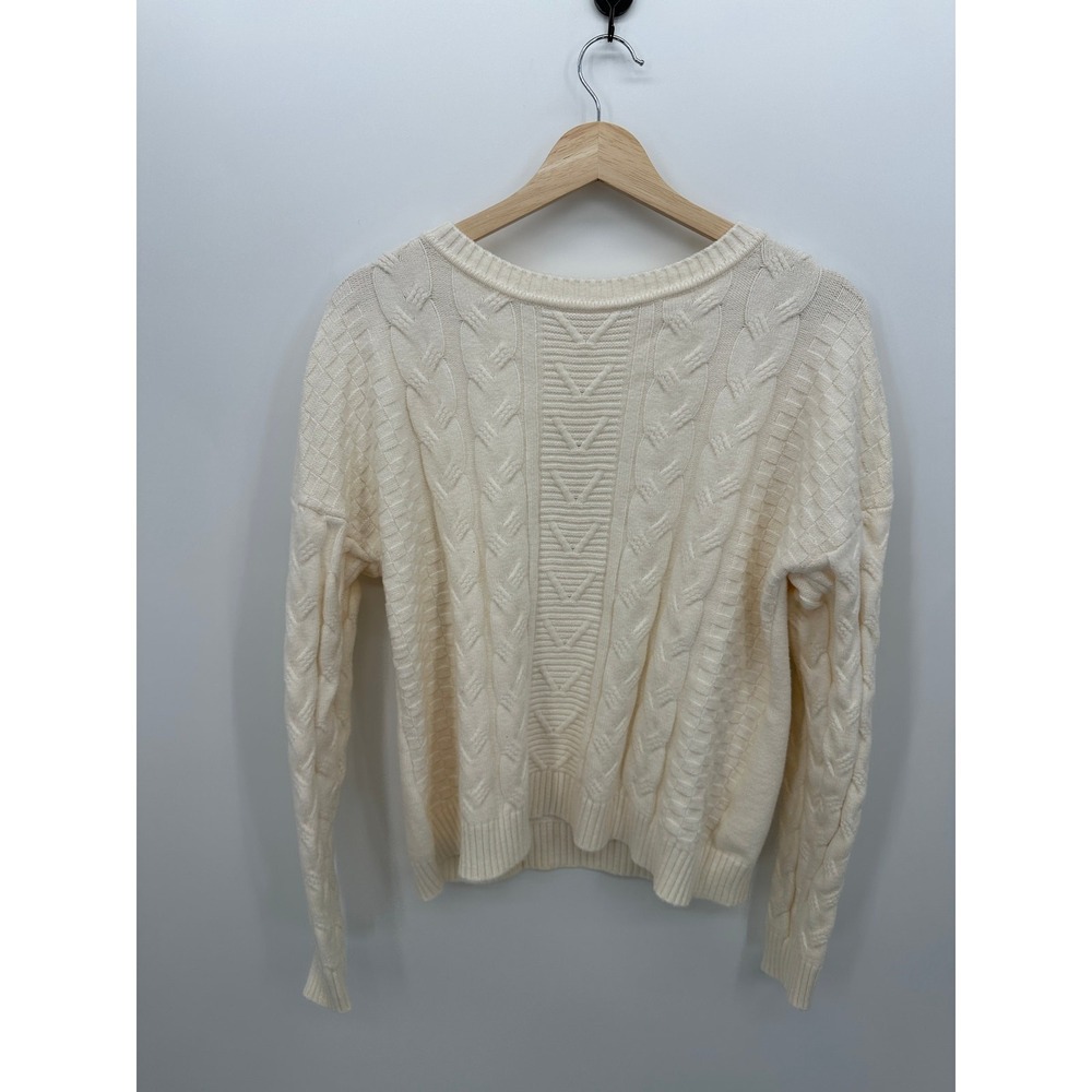 Cyrus Cream Cable Knit Sweater Women M Chunky Cozy Classic Heritage Quiet Luxury